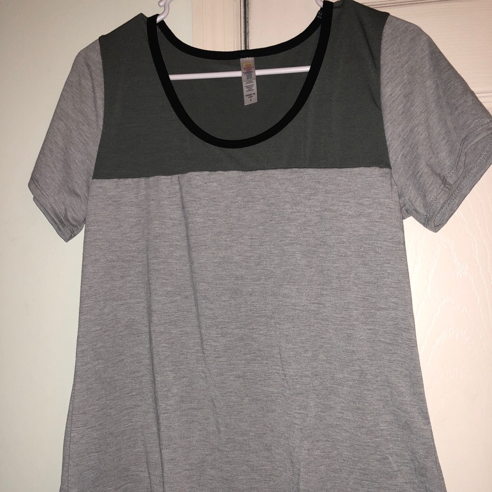 Lularoe Colorblock Grey Black Classic T Size S
